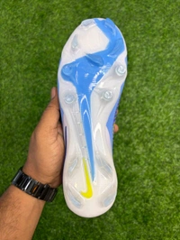 Phantom 6 Luna III Elite White And Blue Low-top FG With Lace - 7.5