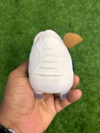 Phantom 6 Luna III Elite White And Blue Low-top FG With Lace - 7.5