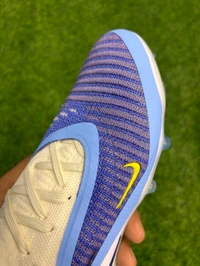 Phantom 6 Luna III Elite White And Blue Low-top FG With Lace - 7.5