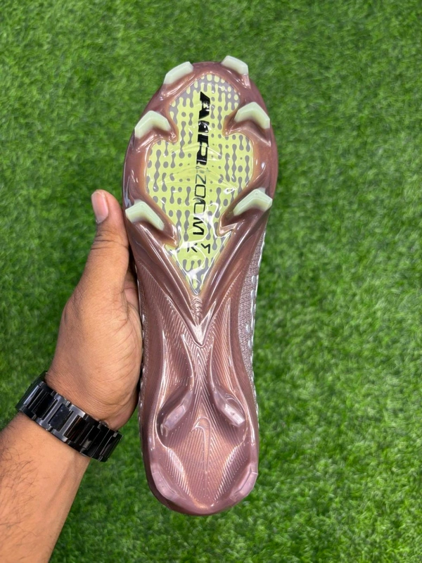 Mercurial Vapor 16 Elite Brown Low-top FG With Lace (Mbappe) - 7.5