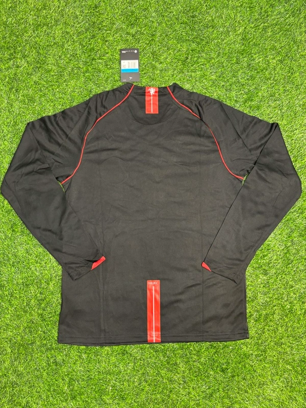 Retro Manchester United 2008 Away Fan Edition Full Sleeve With Short  - L