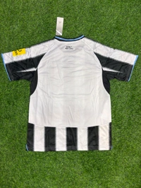 Newcastle United 25/26 Home Kit Player Fan Edition With Short - L
