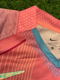 FC Barcelona 2025 Pink Special Kit Fan Edition With Short - XL