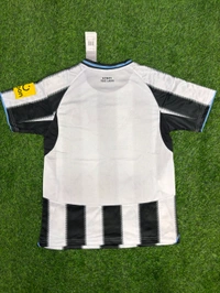 New Castle United 25/26 Home Kit Fan Edition With Short - M