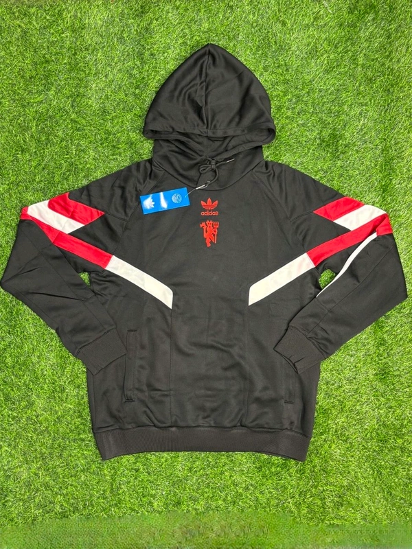 Manchester United 2025 Black And Red Colour Traning Suit Set - S