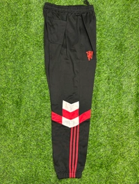 Manchester United 2025 Black And Red Colour Traning Suit Set - S