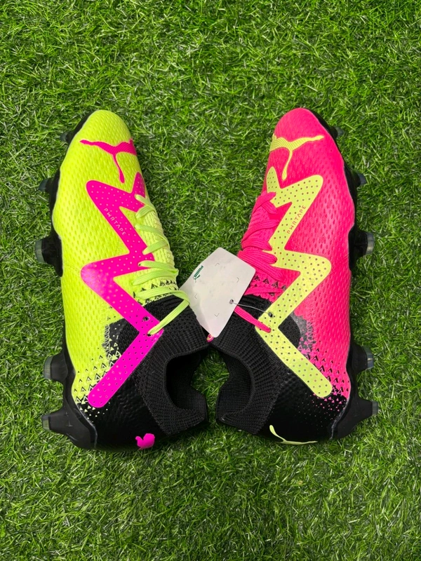 Future Ultimate FG Twin Colour Low-top With Lace - 7.5