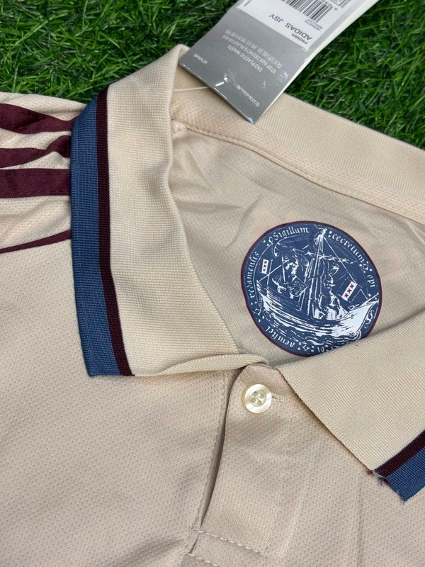 Beige Ajax 25/26 3rd Kit Fan Edition With Short - S