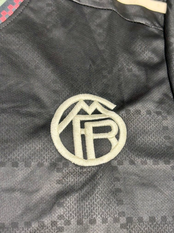 FC Bayern Munich 25/26 3rd Kit Fan Edition With Short - XL