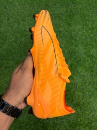 Ultra 6 Ultimate FG Yellow Colour Low-top With Lace  - 7.5