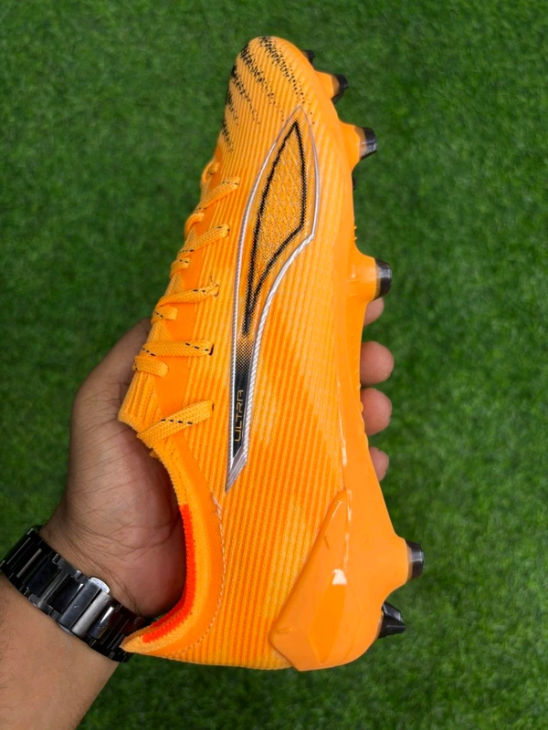 Ultra 6 Ultimate FG Yellow Colour Low-top With Lace - 9