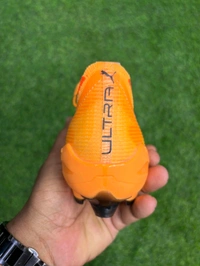 Ultra 6 Ultimate FG Yellow Colour Low-top With Lace - 9