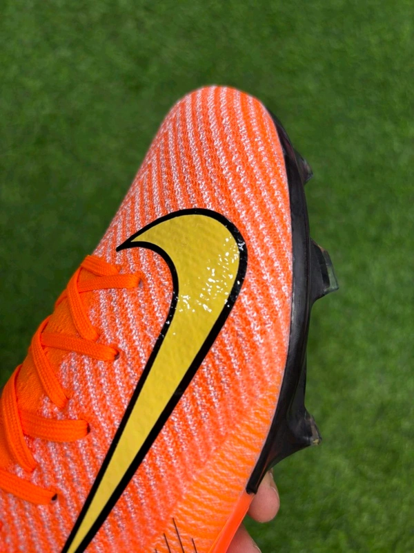 Mercurial Vapor 16 Orange Black FG Low-top With Lace  - 5.5