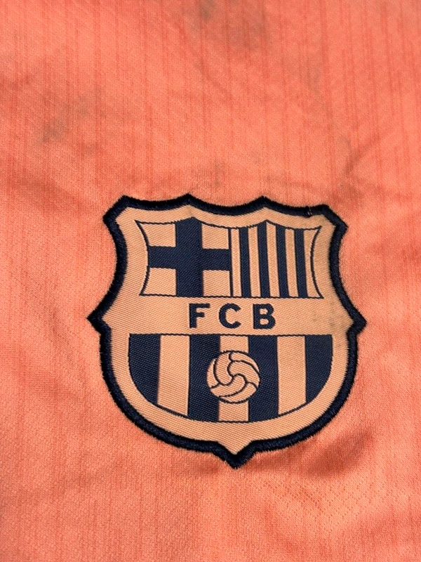 FC Barcelona 25/26 3rd Kit Fan Edition With Short - M