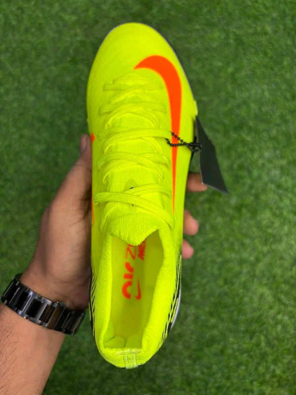 Mercurial Vapor 16 Green Turf/AG Low-top With Lace  - 7.5