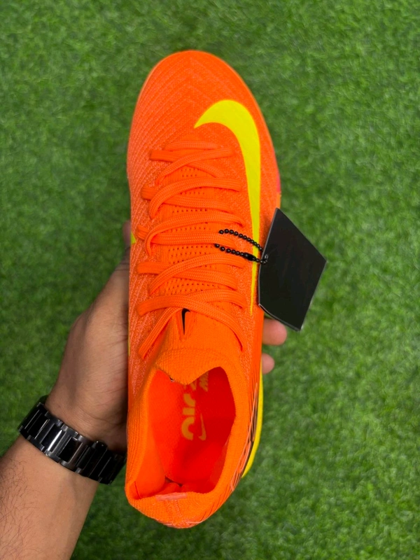 Mercurial Vapor 16 Orange Low-top Turf/AG With Lace - 7.5