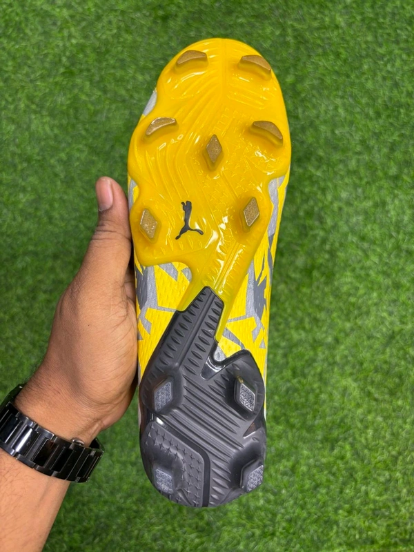 Future Ultimate Yellow Colour Low-top FG With Lace  - 7.5