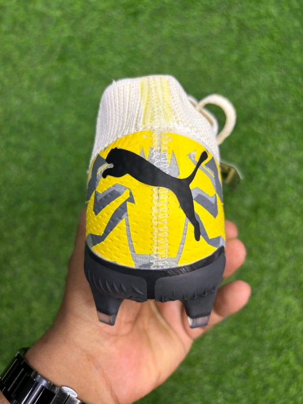 Future Ultimate Yellow Colour Low-top FG With Lace  - 7.5