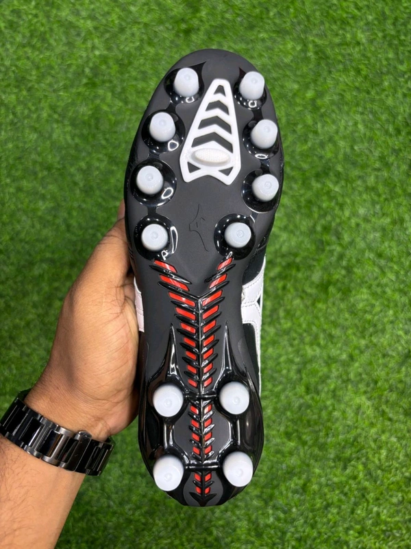 Mizuno Morelia II Black Low-top With Lace FG - 9.5
