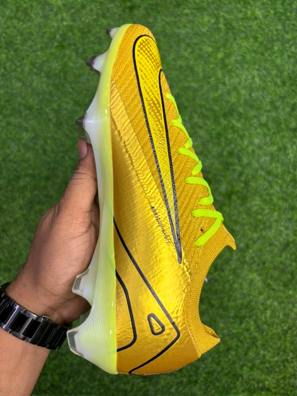 Mercurial Vapor 16 Golden Colour Low-top FG With Lace  - 7.5