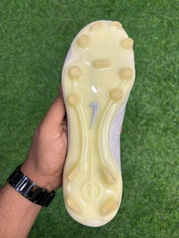 Tiempo Legend 10 Elite LUXE Metallic Silver Low-top FG With Lace - 7.5