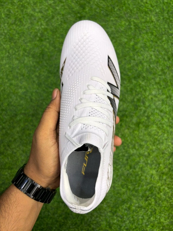 NB Furon V8 Elite White Gold Low-top FG With Lace - 8