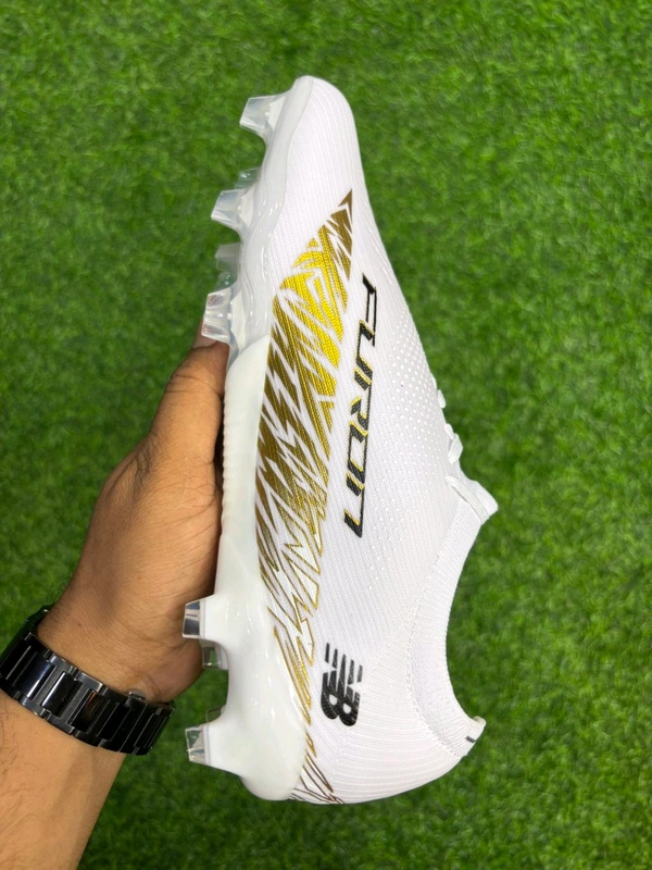 NB Furon V8 Elite White Gold Low-top FG With Lace - 8