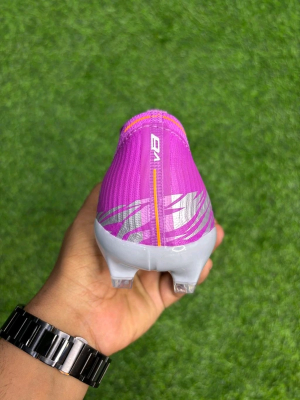 NB Furon V8 Elite Purple Colour Low-top FG With Lace - 7.5