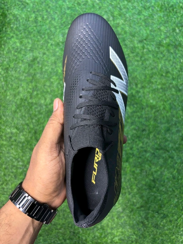NB Furon V8 Elite Black Gold Low-top FG With Lace - 8