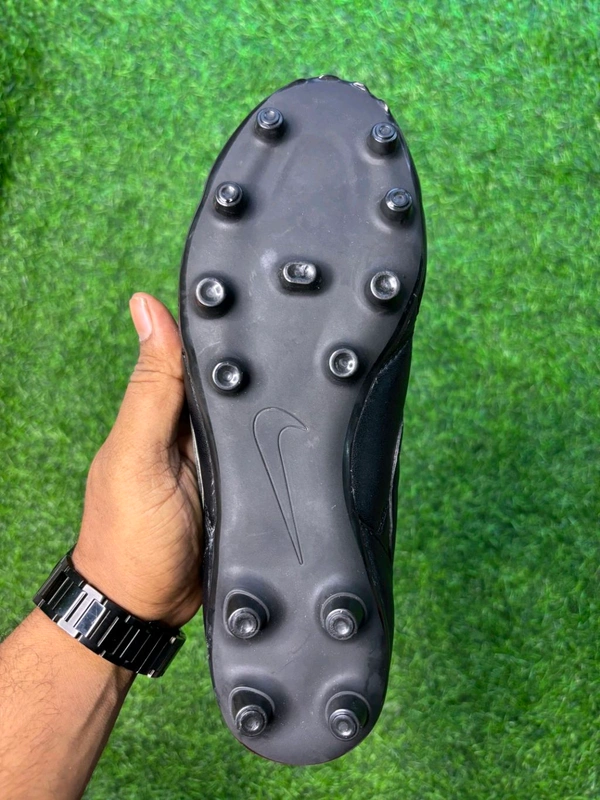 Premier II Black Colour Low-top FG With Lace  - 7