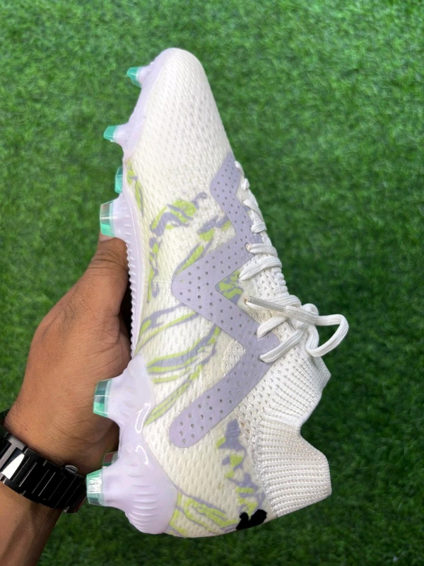 Future Ultimate White Colour Low-top FG With Lace - 7.5