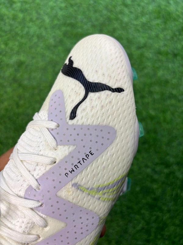 Future Ultimate White Colour Low-top FG With Lace - 7.5