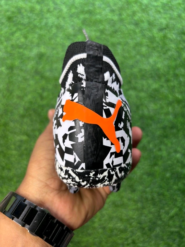 Future Z Muti Colour Special Edition Low-top FG/AG With Lace - 7.5