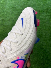 PhantomGX Luna Elite SE Rainbow Colour Low-top FG With Lace - 7.5