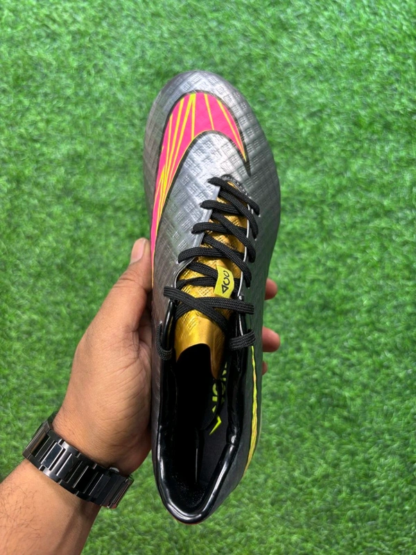 Hypervenom Phantom Silver Grey Low-top FG/AG With Lace - 8.5