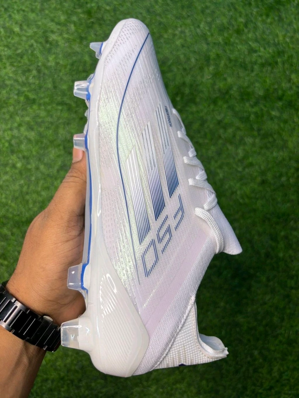 F50 Elite White Colour Low-top FG With lace  - 7.5