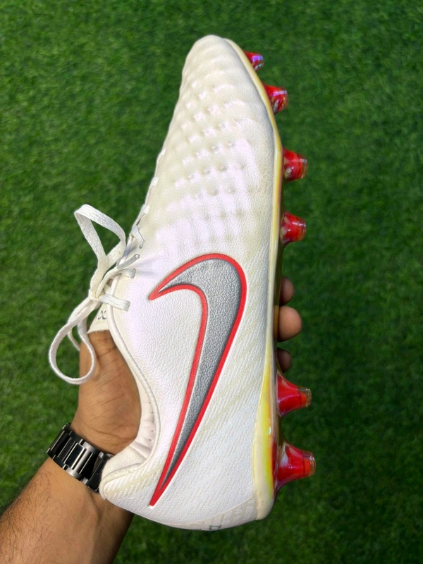 Magista Obra 2 Elite FG White Colour With Lace - 7