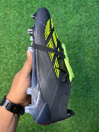 Predator Foldover Elite Black Green FG With Lace  - 8