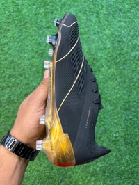 Predator Elite Black Gold Colour FG With Lace  - 6