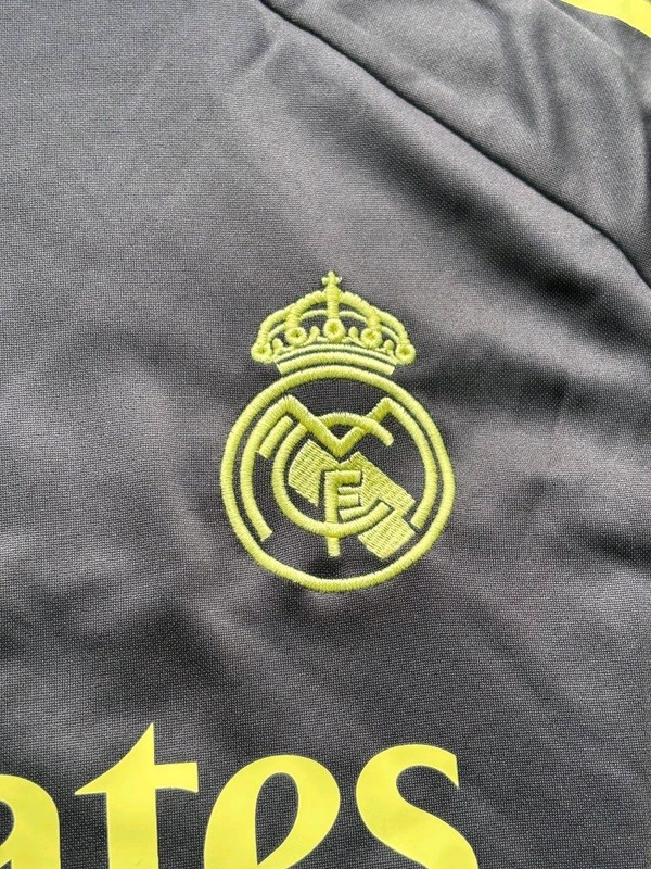 Madrid Black And Yellow Colour Training Suit  - XXL