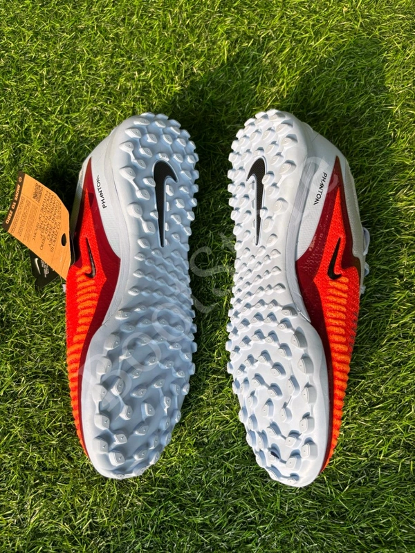 Phantom 6 Luna III Elite Orange Low-top Turf/AG With Lace - 7.5