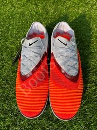 Phantom 6 Luna III Elite Orange Low-top Turf/AG With Lace - 9