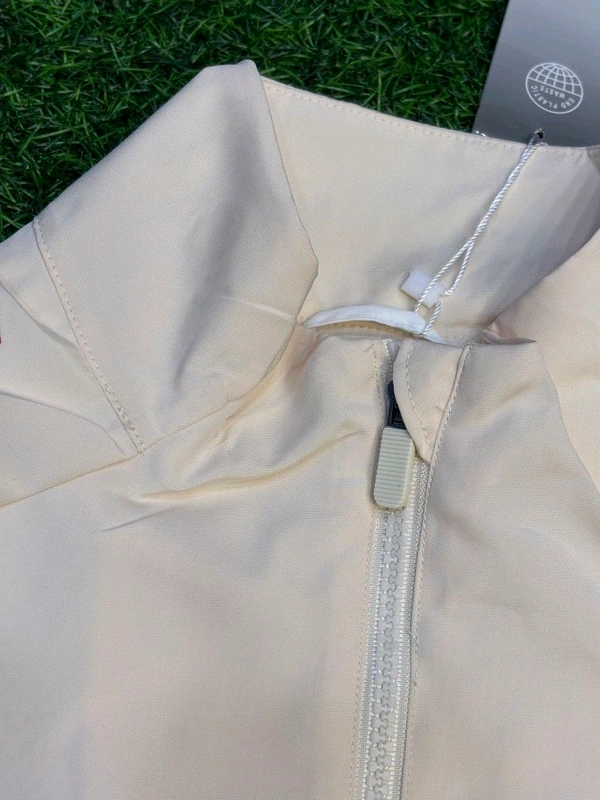 Liverpool FC Cream Colour Windbreaker Jacket - M