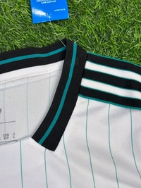 Liverpool FC White Colour Special Kit Player Edition - L