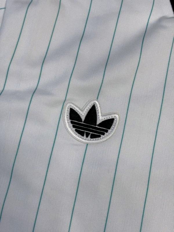 Liverpool FC White Colour Special Kit Player Edition - L