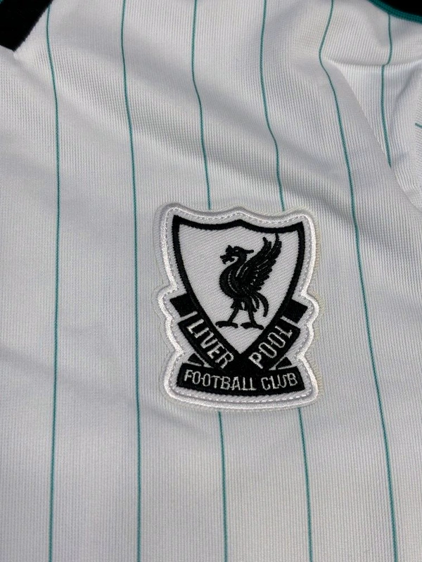 Liverpool FC White Colour Special Kit Player Edition - XL