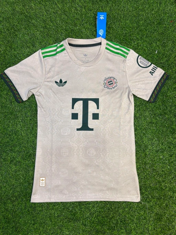 Bayern Munich 25/26 Oktoberfest Special Kit Player Edition - L