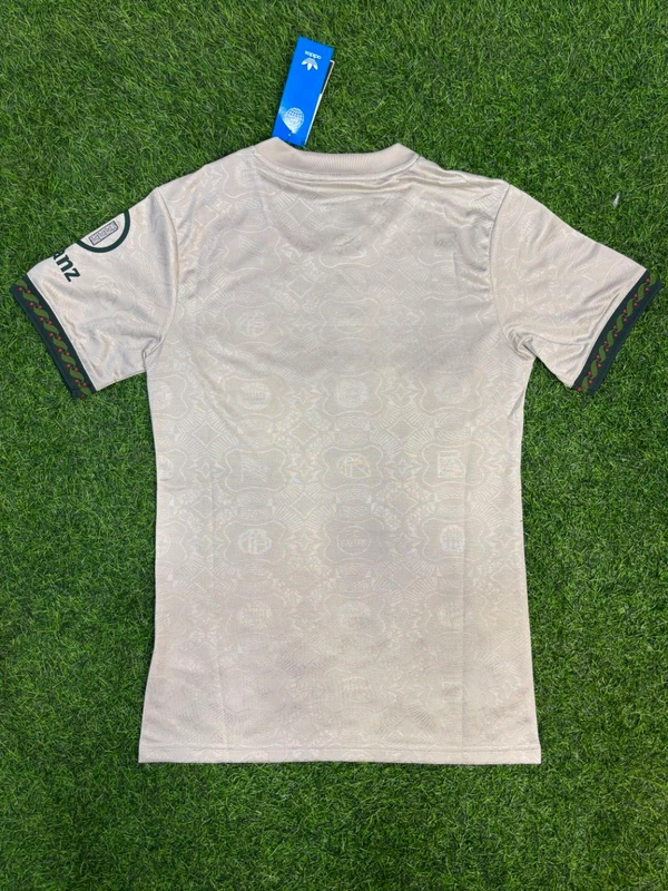 Bayern Munich 25/26 Oktoberfest Special Kit Player Edition - L