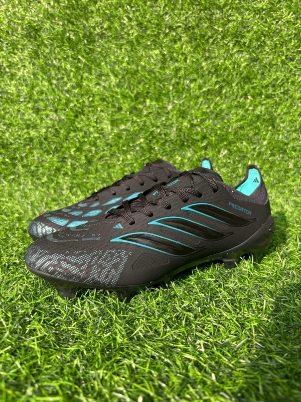 Predator Elite Black Colour Low-top FG With Lace - 6