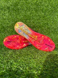 Predator Elite Red Colour Low-top FG With Lace - 9.5